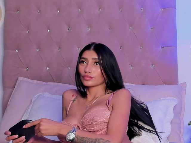 Elayamars live cam on BongaCams