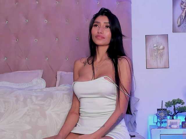 Elayamars live cam on BongaCams