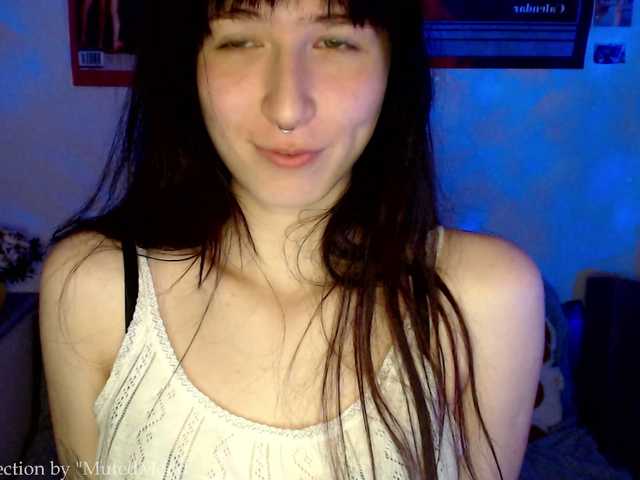 MutedMoods live cam on BongaCams