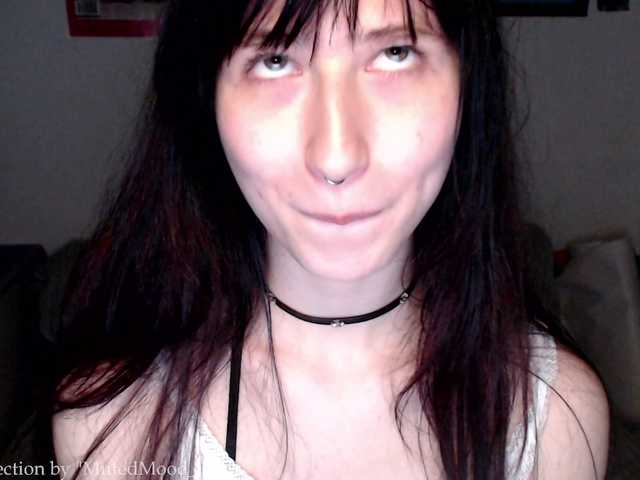 MutedMoods live cam on BongaCams