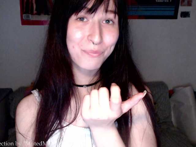 MutedMoods live cam on BongaCams
