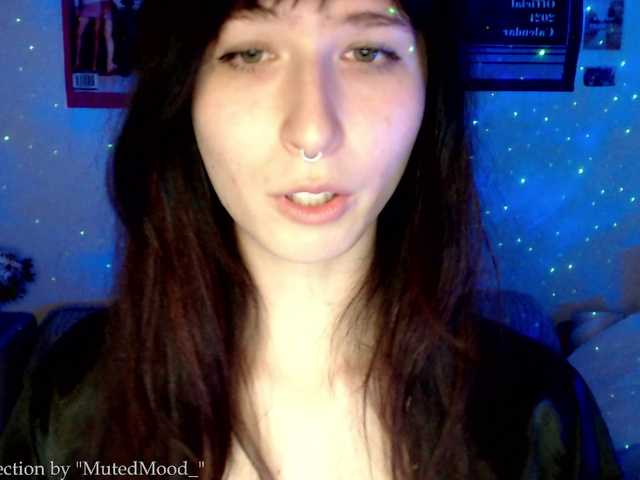 MutedMoods live cam on BongaCams