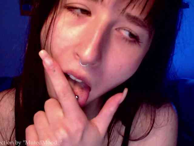 MutedMood_ webcam