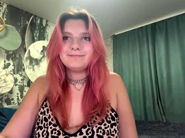 casseyronely live cam on BongaCams