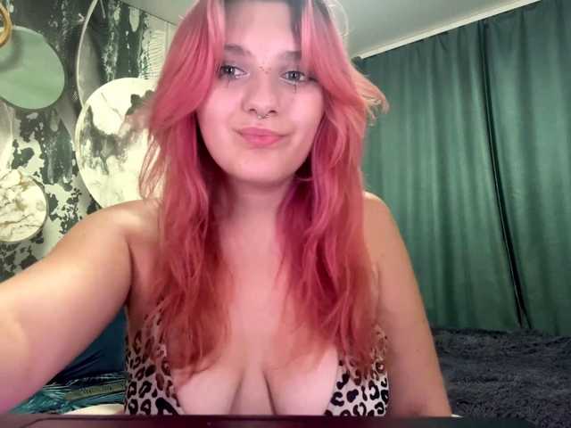 casseyronely live cam on BongaCams