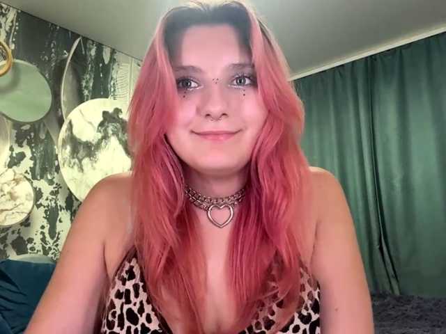 casseyronely live cam on BongaCams
