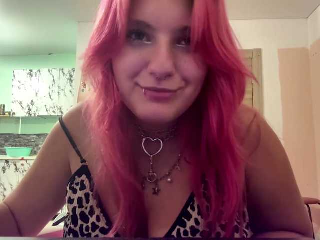 casseyronely live cam on BongaCams