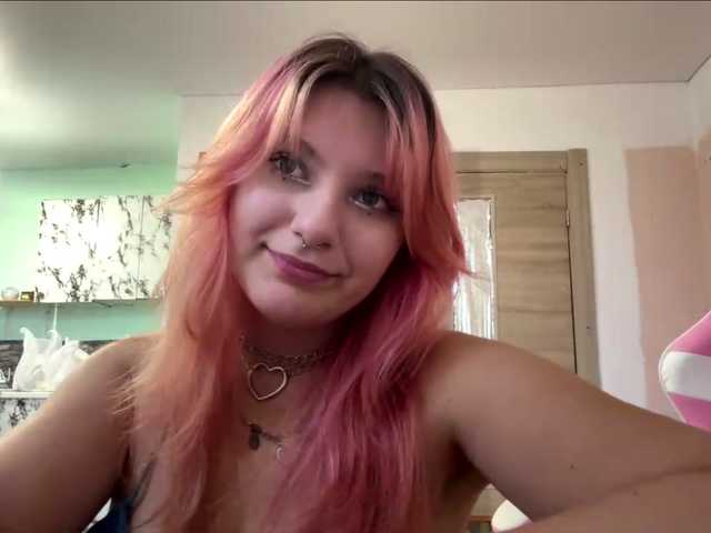 casseyronely live cam on BongaCams