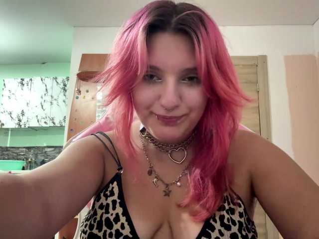 casseyronely live cam on BongaCams