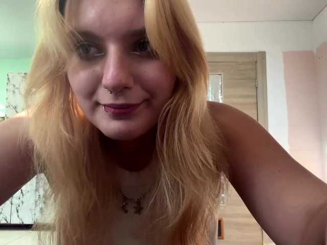 casseyronely live cam on BongaCams