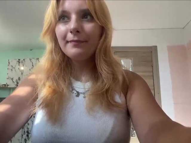 casseyronely live cam on BongaCams