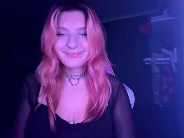casseyronely live cam on BongaCams