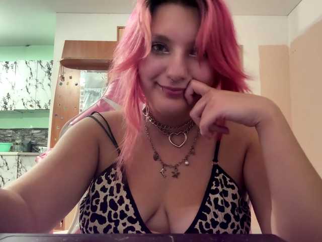 casseyronely live cam on BongaCams