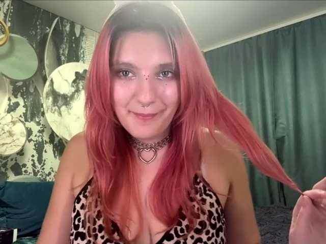 casseyronely live cam on BongaCams