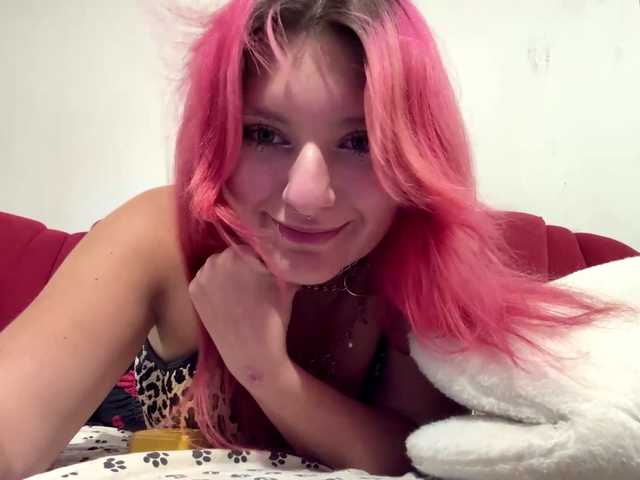 casseyronely live cam on BongaCams