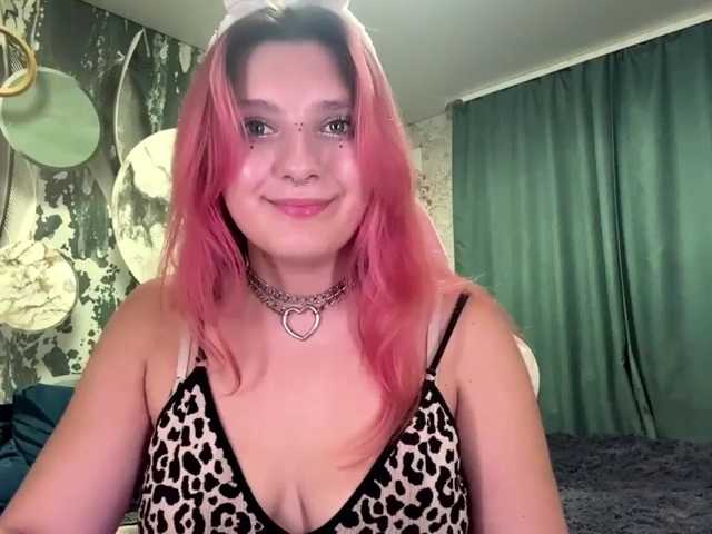 casseyronely live cam on BongaCams