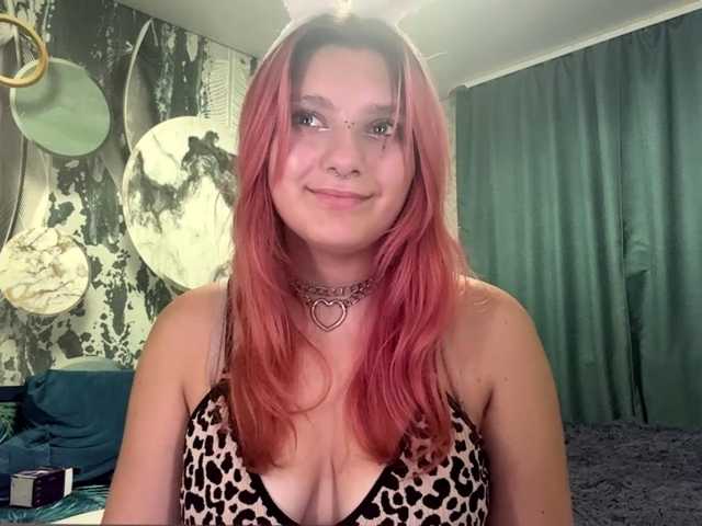 casseyronely live cam on BongaCams