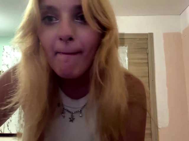 casseyronely live cam on BongaCams
