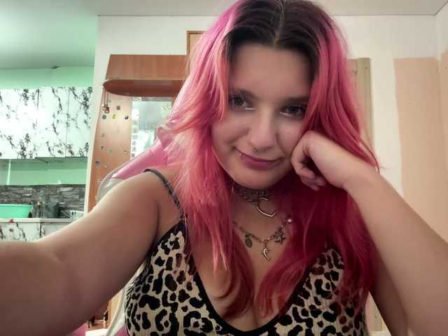 casseyronely live cam on BongaCams