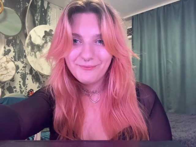 casseyronely live cam on BongaCams