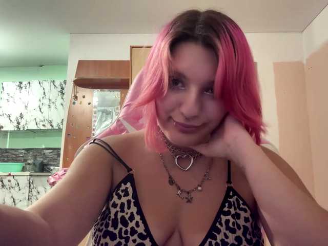 casseyronely live cam on BongaCams
