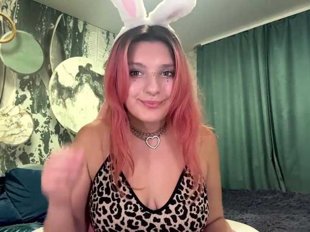 casseyronely live cam on BongaCams