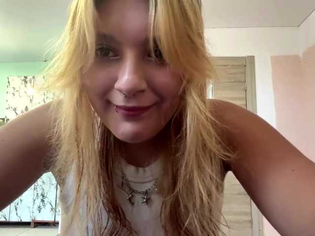 casseyronely live cam on BongaCams