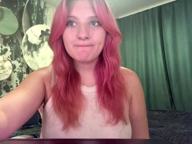 casseyronely live cam on BongaCams