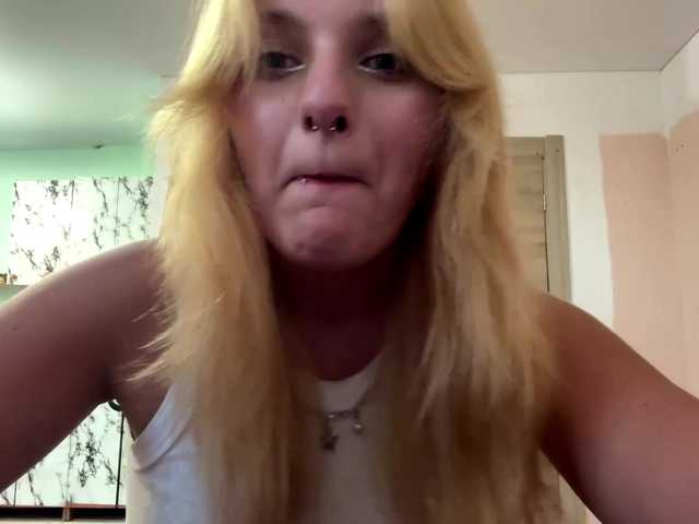 casseyronely live cam on BongaCams