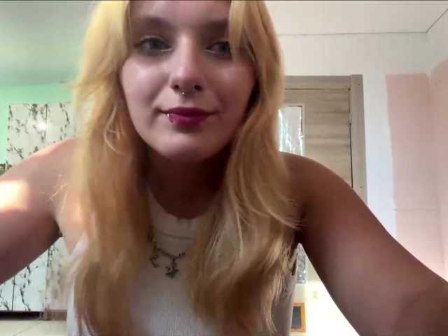 casseyronely live cam on BongaCams