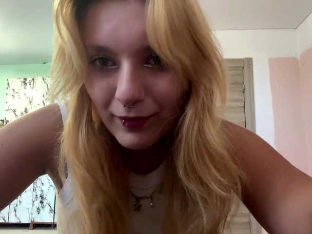 casseyronely live cam on BongaCams