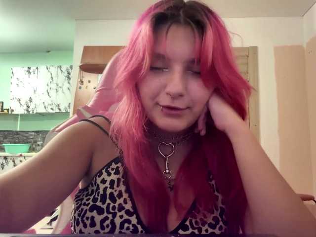 casseyronely live cam on BongaCams