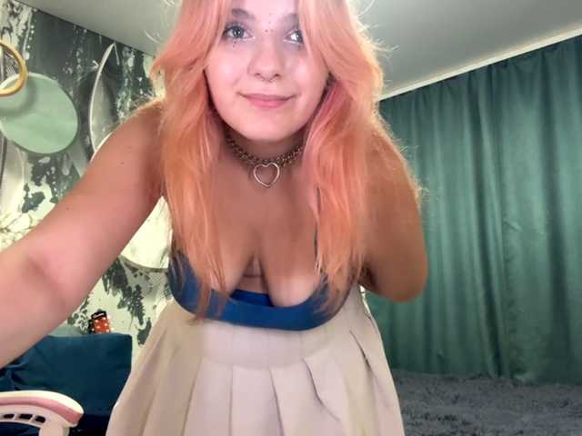 casseyronely live cam on BongaCams