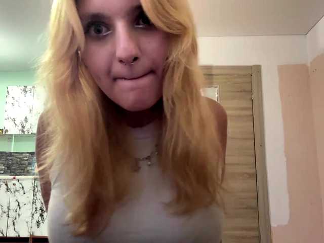 casseyronely live cam on BongaCams