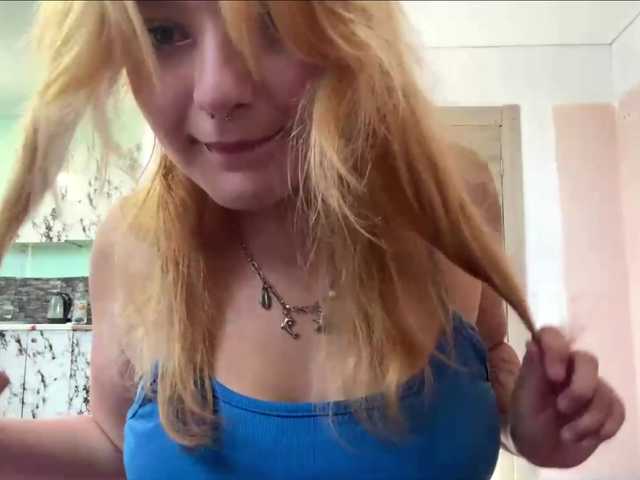 casseyronely live cam on BongaCams