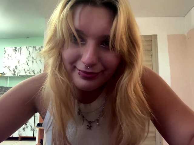 casseyronely live cam on BongaCams