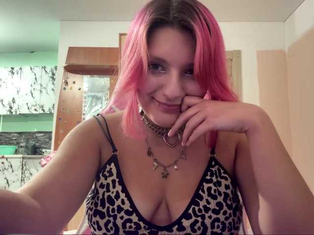 casseyronely live cam on BongaCams
