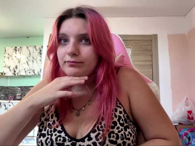 casseyronely live cam on BongaCams