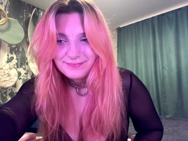 casseyronely live cam on BongaCams