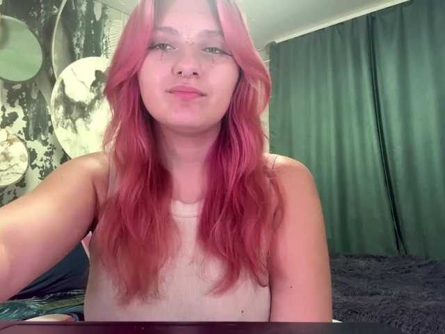 casseyronely live cam on BongaCams