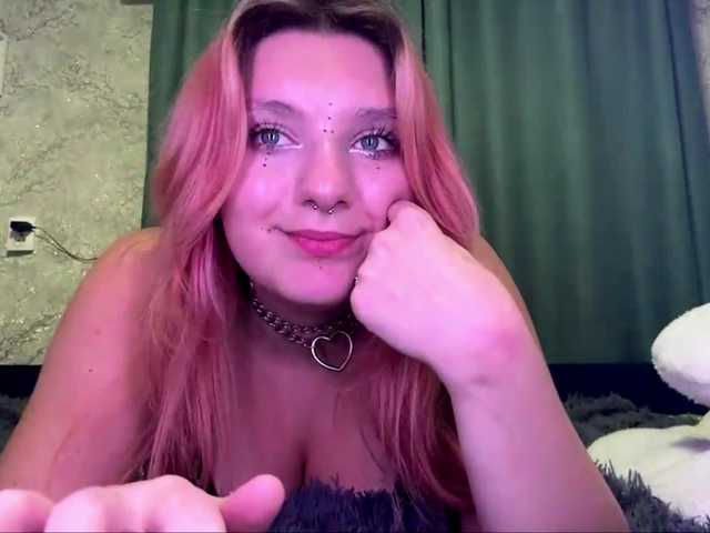 casseyronely live cam on BongaCams