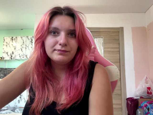 casseyronely live cam on BongaCams