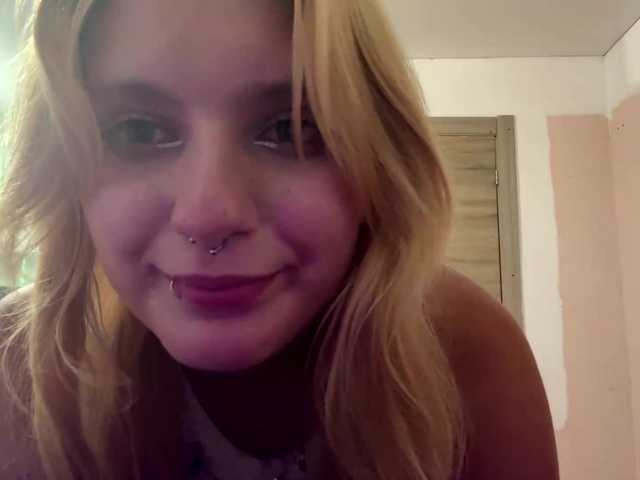 casseyronely live cam on BongaCams
