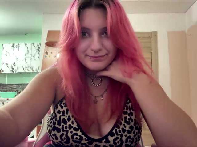casseyronely live cam on BongaCams