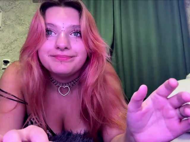 casseyronely live cam on BongaCams