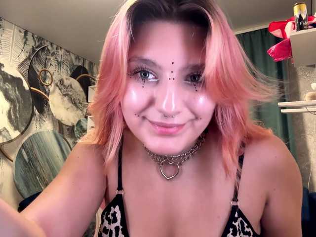 casseyronely live cam on BongaCams