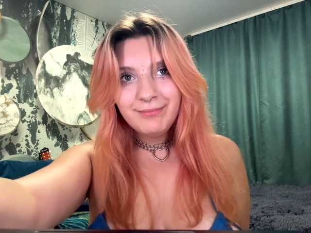 casseyronely live cam on BongaCams