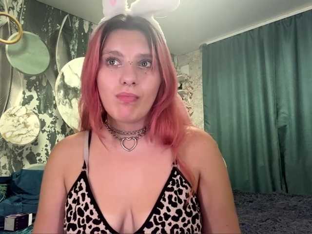 casseyronely live cam on BongaCams
