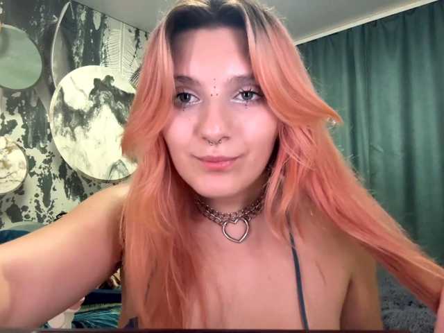 casseyronely live cam on BongaCams