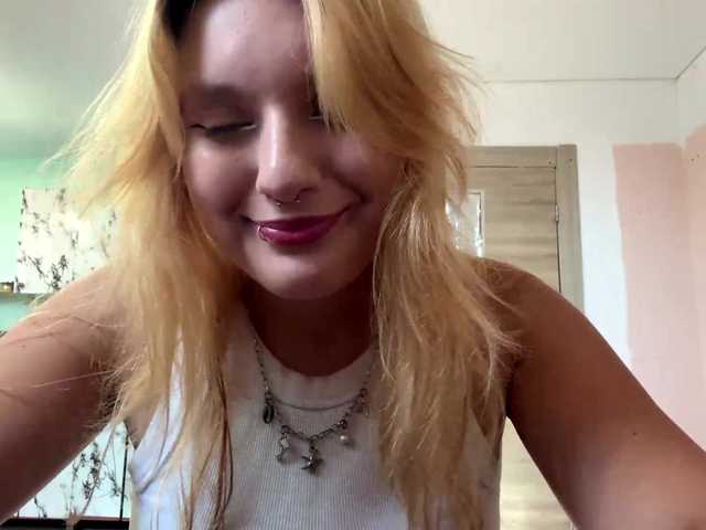 casseyronely live cam on BongaCams